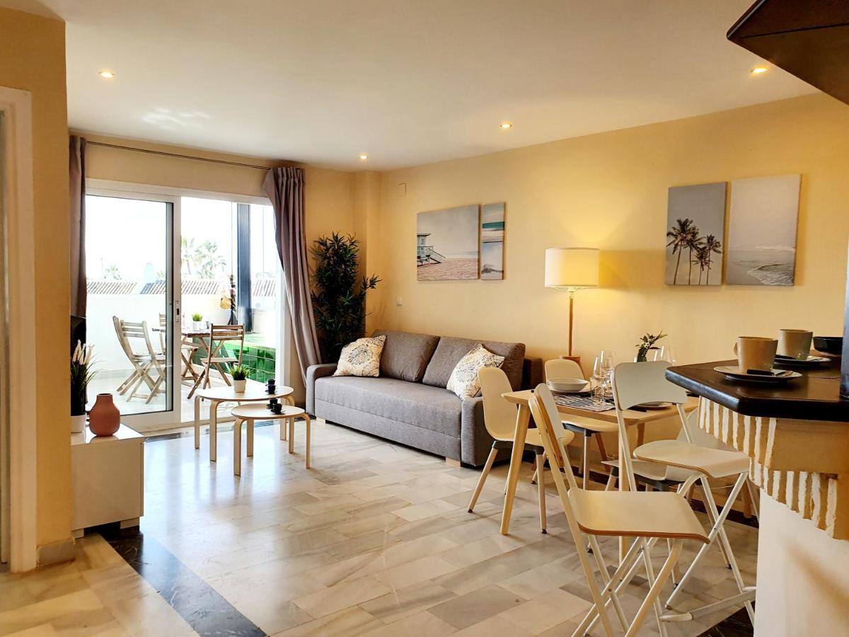 Sitio de Calahonda Cozy Apartment On The Beach מראה חיצוני תמונה