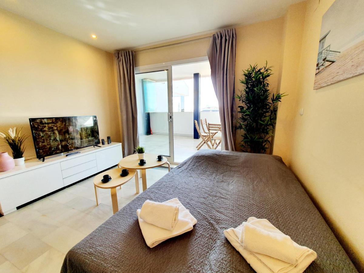 Sitio de Calahonda Cozy Apartment On The Beach מראה חיצוני תמונה