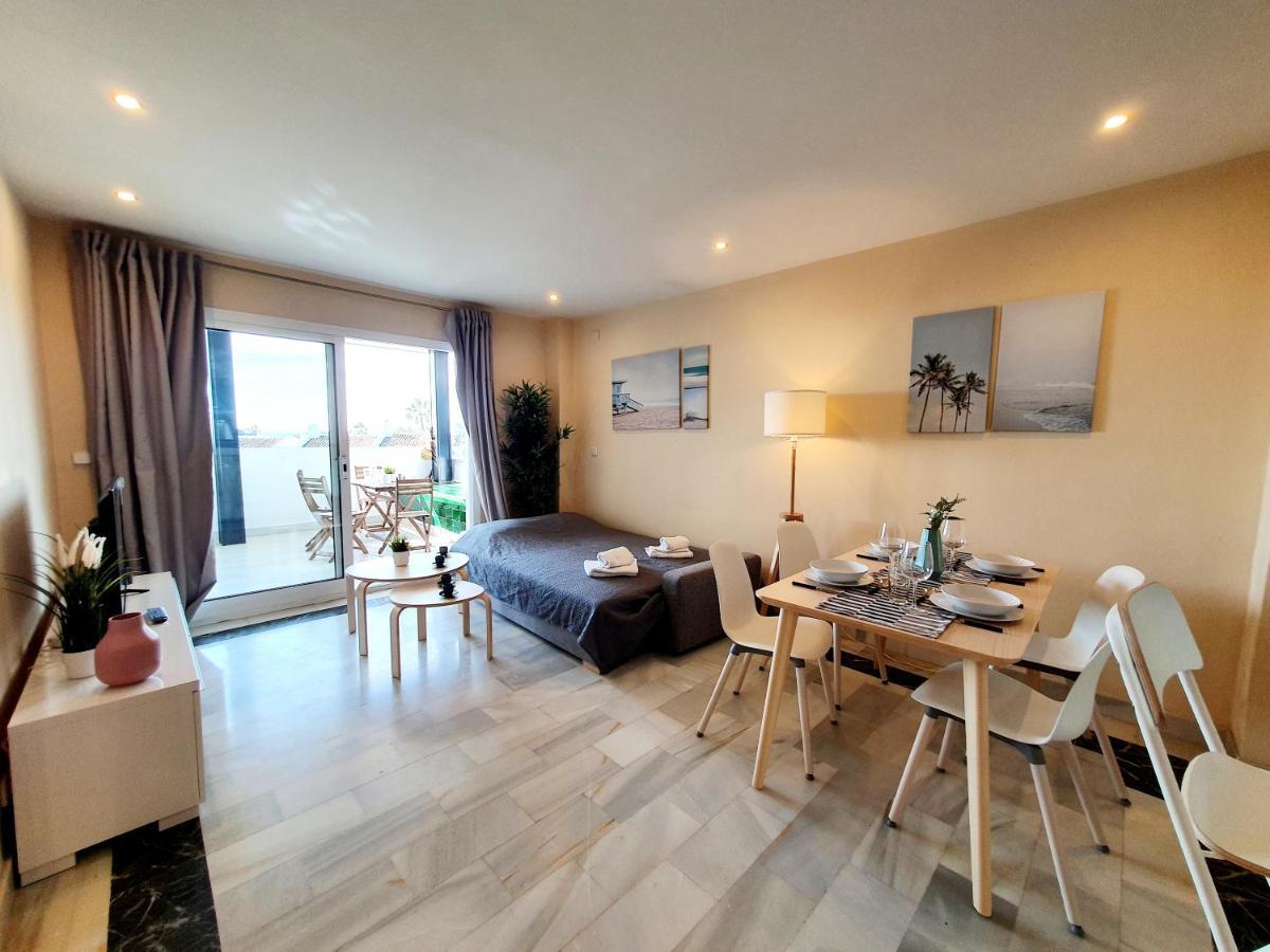 Sitio de Calahonda Cozy Apartment On The Beach מראה חיצוני תמונה