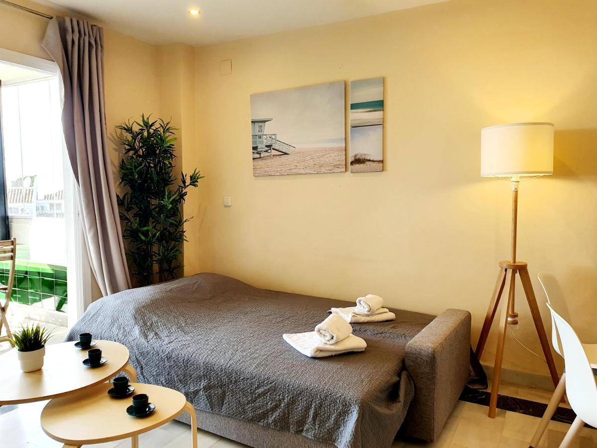 Sitio de Calahonda Cozy Apartment On The Beach מראה חיצוני תמונה