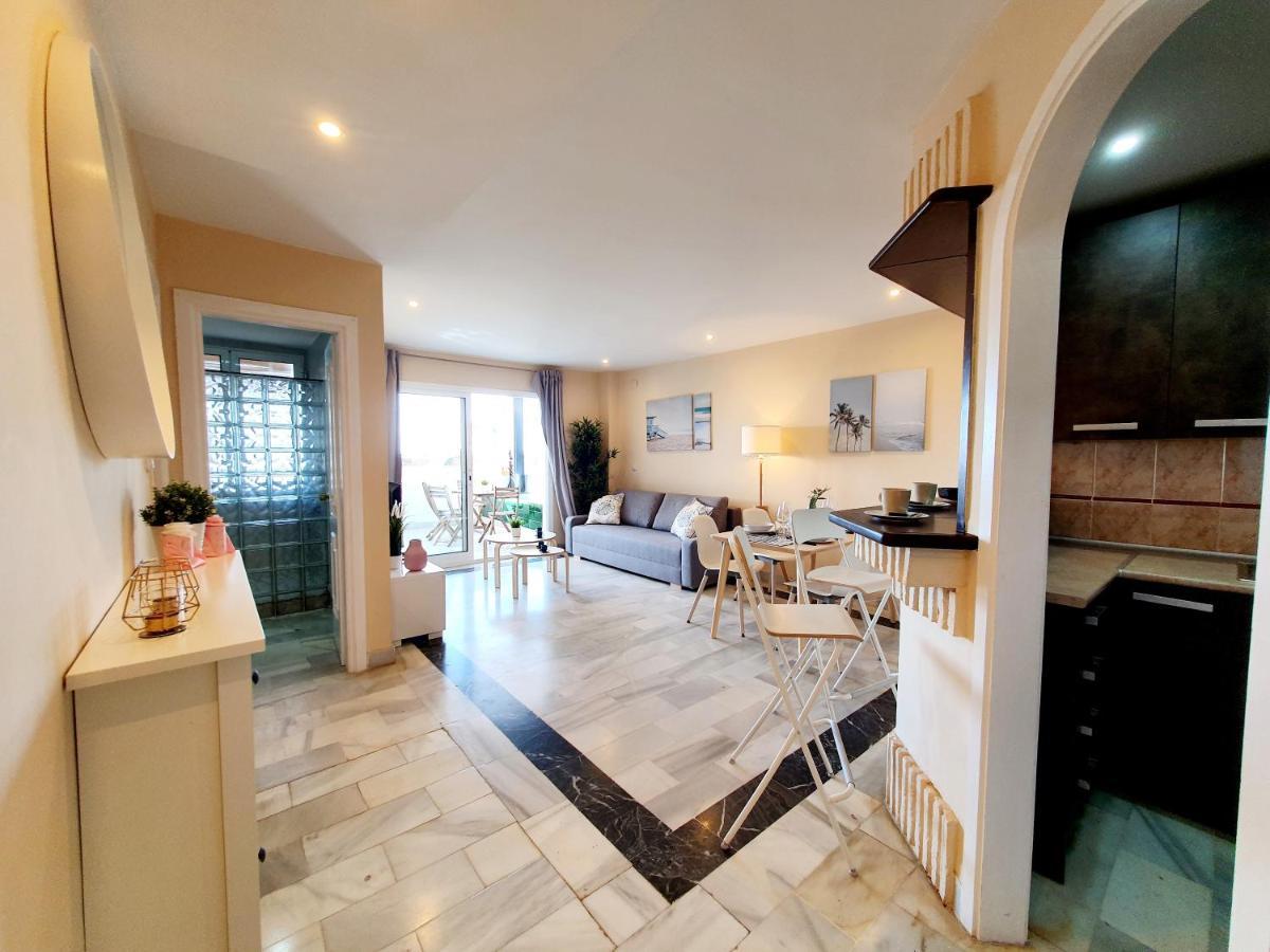 Sitio de Calahonda Cozy Apartment On The Beach מראה חיצוני תמונה