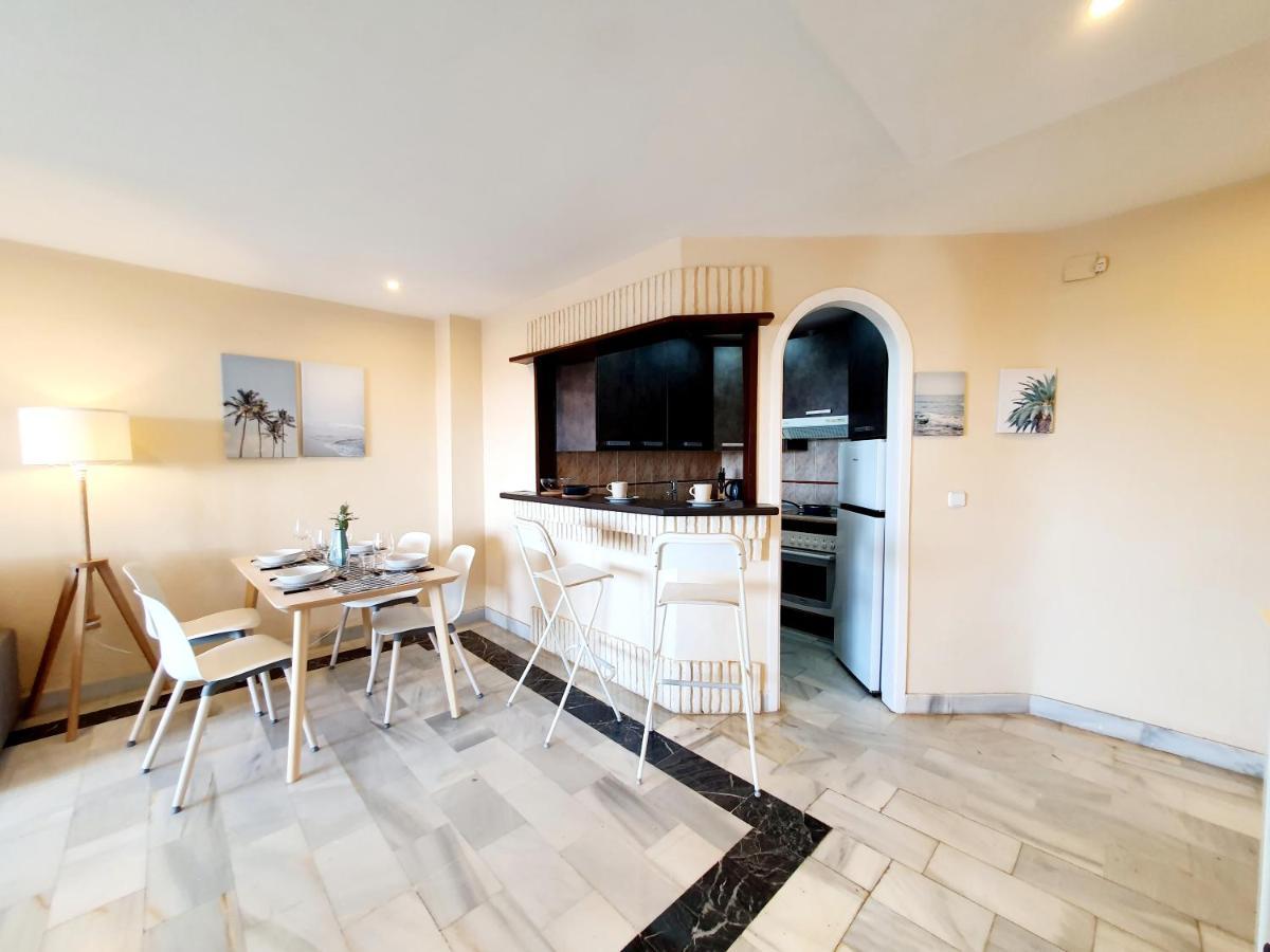 Sitio de Calahonda Cozy Apartment On The Beach מראה חיצוני תמונה
