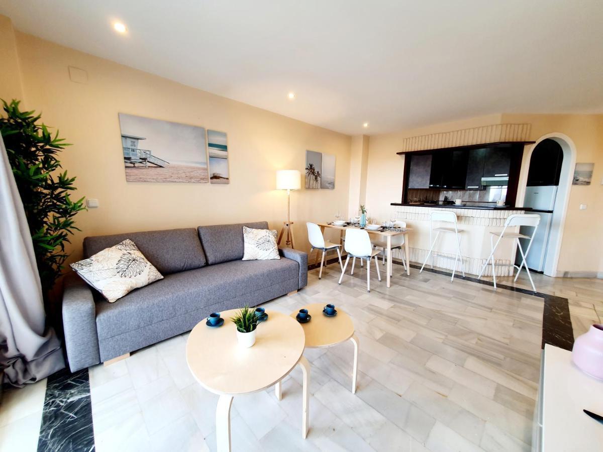 Sitio de Calahonda Cozy Apartment On The Beach מראה חיצוני תמונה