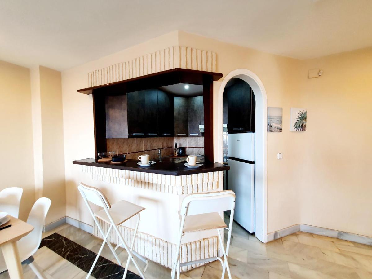 Sitio de Calahonda Cozy Apartment On The Beach מראה חיצוני תמונה